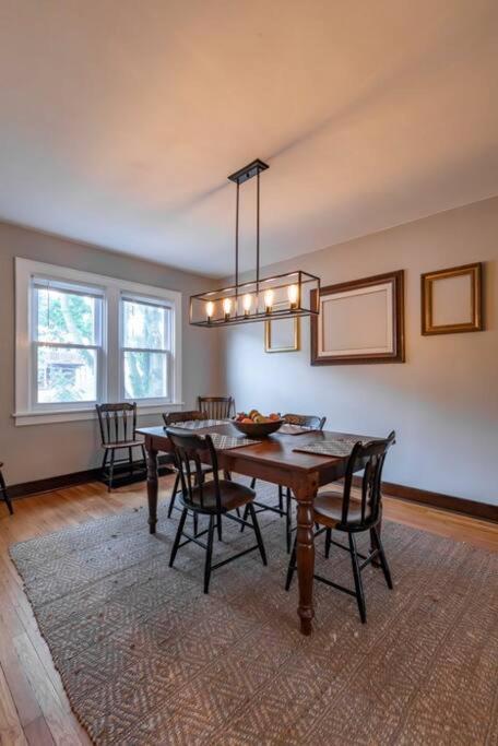 Craftsmen Charmer With Easy City & Airport Access Pittsburgh Extérieur photo