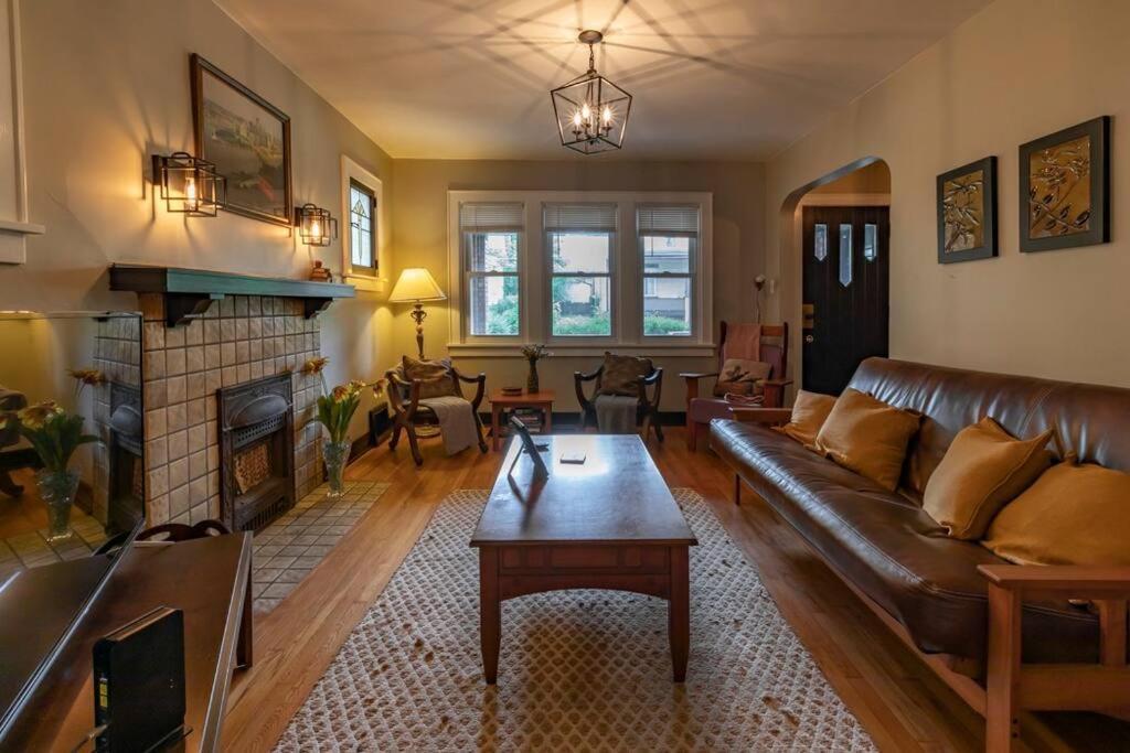 Craftsmen Charmer With Easy City & Airport Access Pittsburgh Extérieur photo